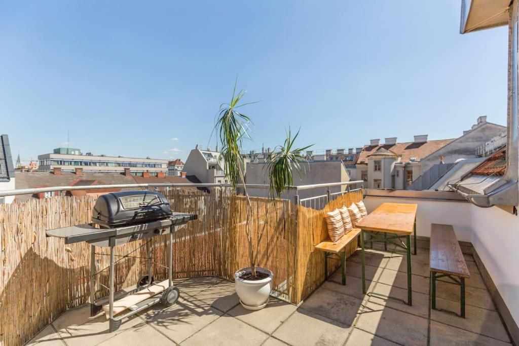 Modern Colonial Style, Central, Rooftop, Bbq Viena Exterior foto